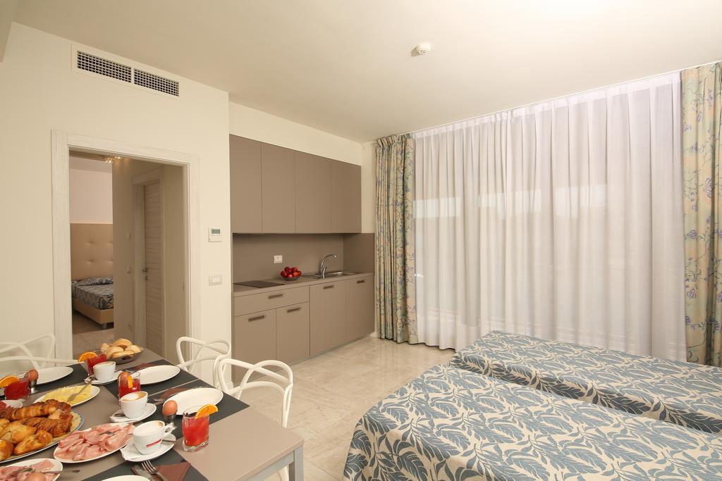 โฮเทล เรสซิเดนซ์ ฮอลิเดย์ Aparthotel ซีร์มิโอเน ภายนอก รูปภาพ